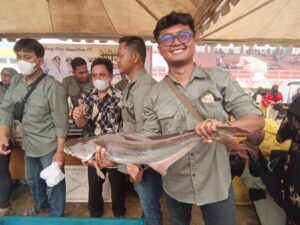 BAZAAR PANGAN MURAH DINAS PERIKANAN DALAM RANGKA MEMPERINGATI HUT KE-67 KAB. BARITO SELATAN