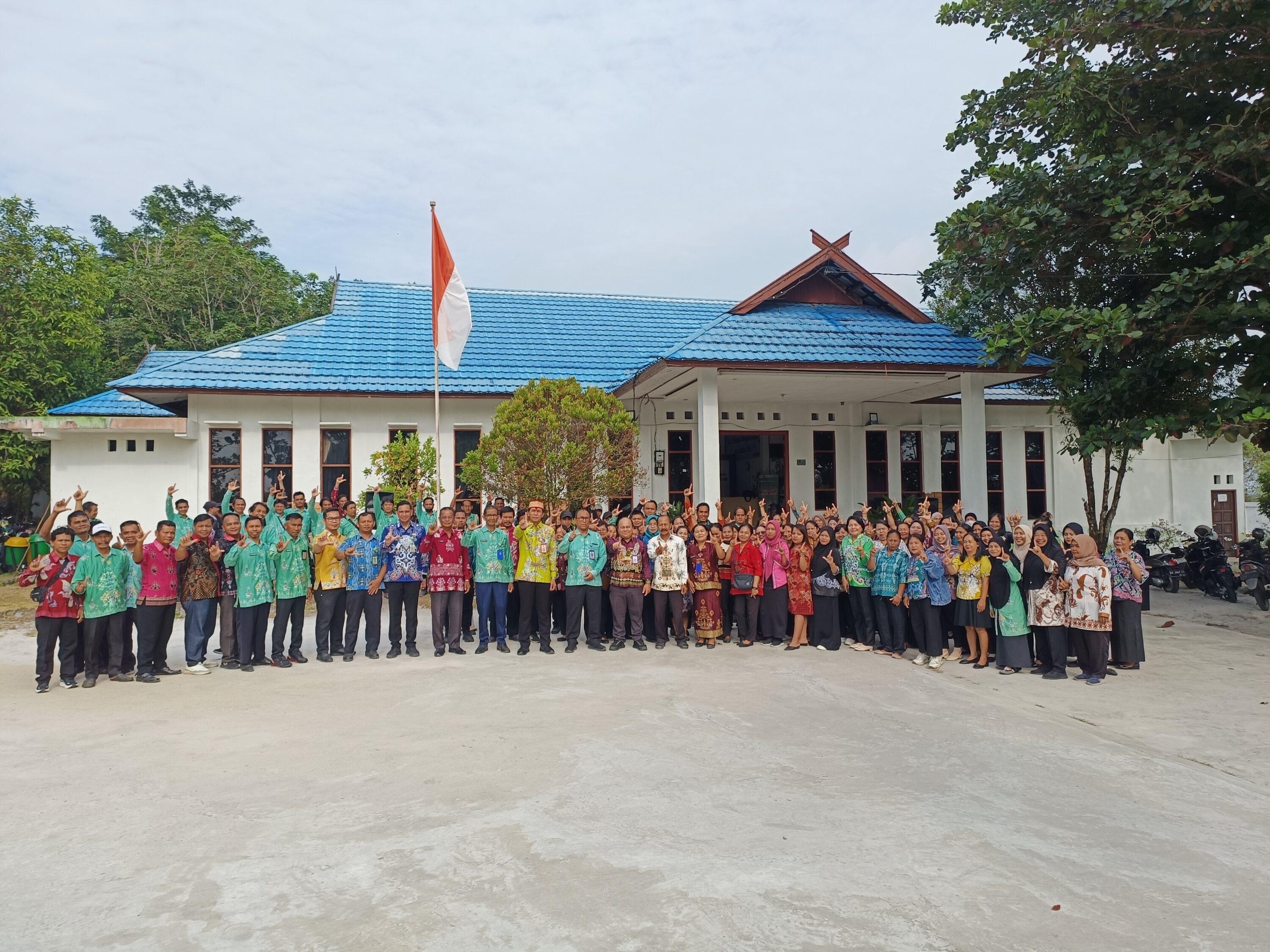 Dinas Lingkungan Hidup Kabupaten Barito Selatan Laksanakan Upacara Peringatan Hari Anak Nasional Ke-42 Tahun 2026